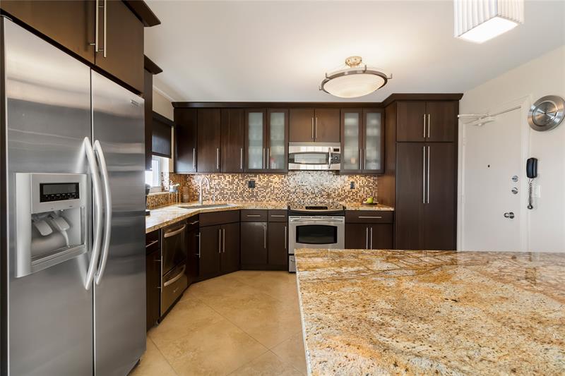 Image 13 of 51 For 3850 Galt Ocean Dr  311