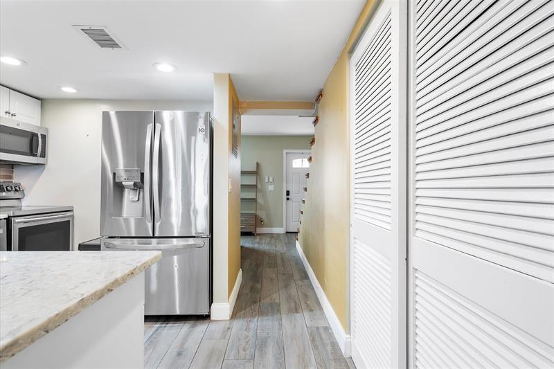 Image 14 of 28 For 1759 80th Ave  F