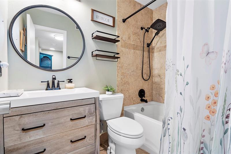 Image 22 of 28 For 1759 80th Ave  F