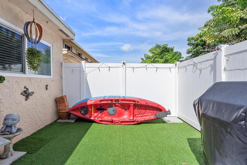 Image 23 of 28 For 1759 80th Ave  F