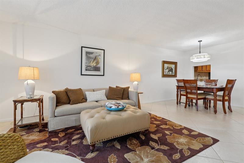 Image 2 of 56 For 5700 2nd Ave  704