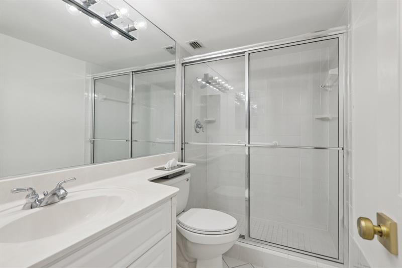 Image 22 of 56 For 5700 2nd Ave  704