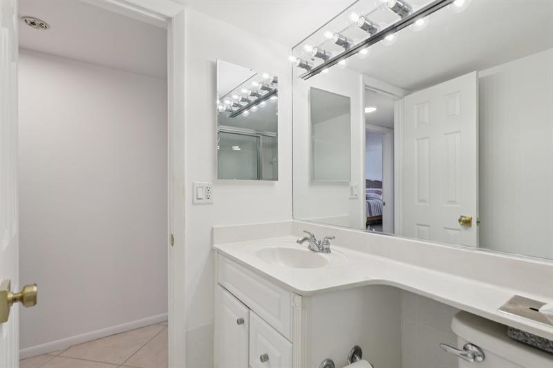 Image 24 of 56 For 5700 2nd Ave  704