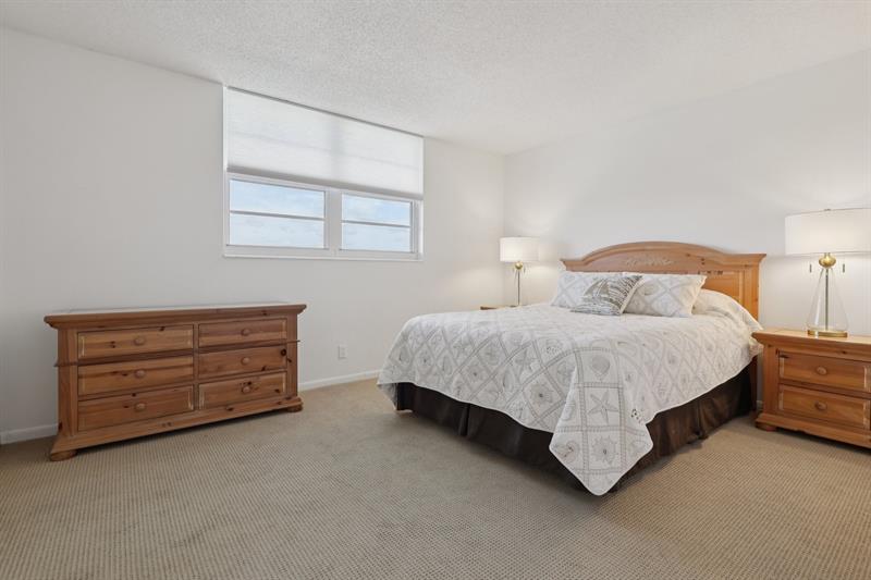 Image 25 of 56 For 5700 2nd Ave  704