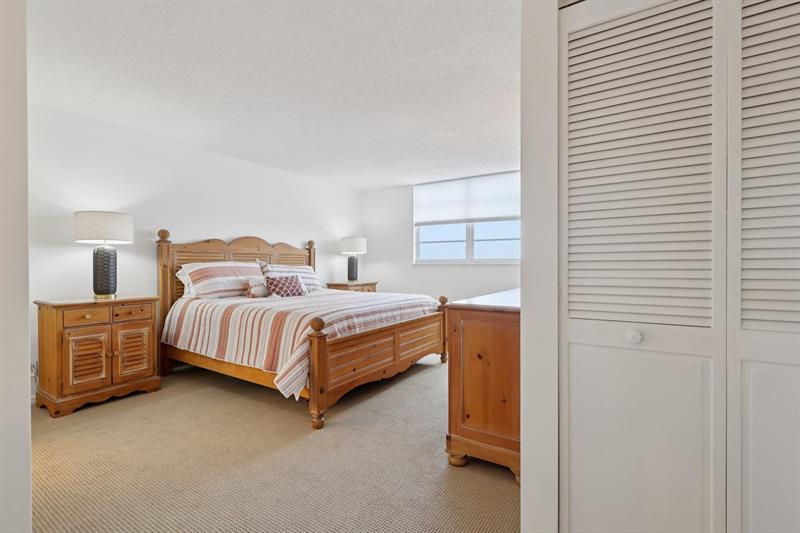 Image 30 of 56 For 5700 2nd Ave  704