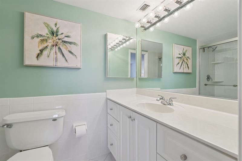 Image 36 of 56 For 5700 2nd Ave  704