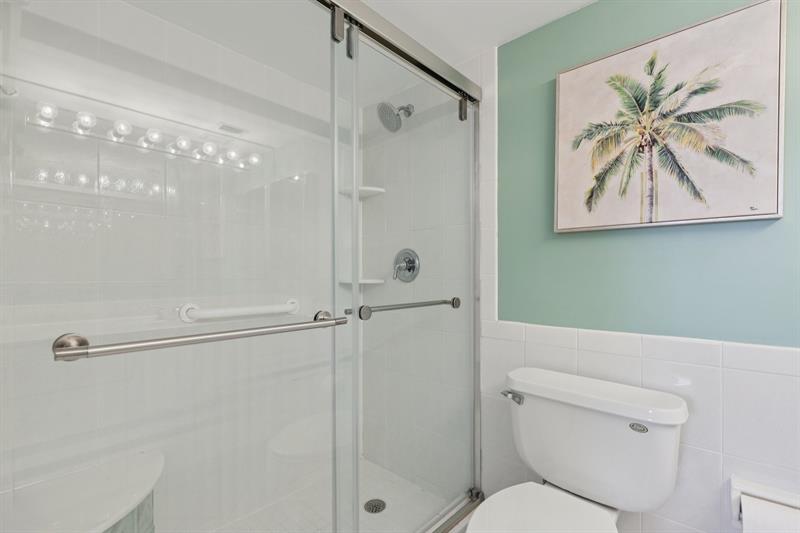 Image 37 of 56 For 5700 2nd Ave  704