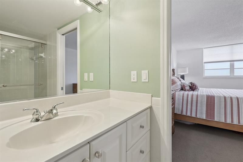 Image 38 of 56 For 5700 2nd Ave  704