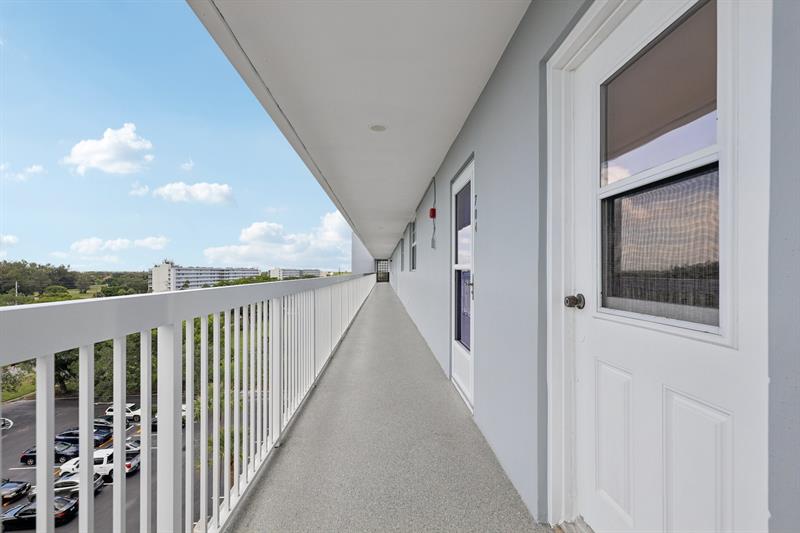 Image 46 of 56 For 5700 2nd Ave  704