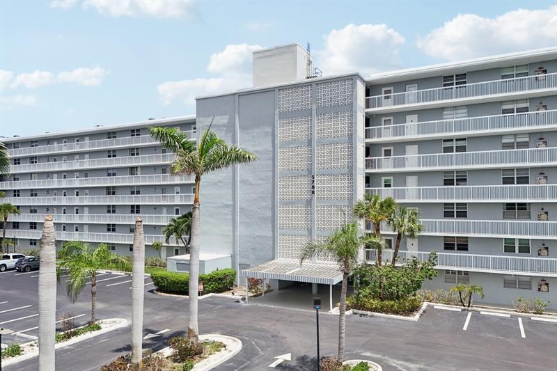 Image 51 of 56 For 5700 2nd Ave  704