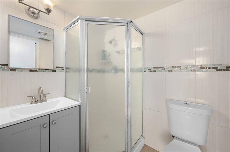 Image 8 of 22 For 2601 Red Hibiscus Blvd  102