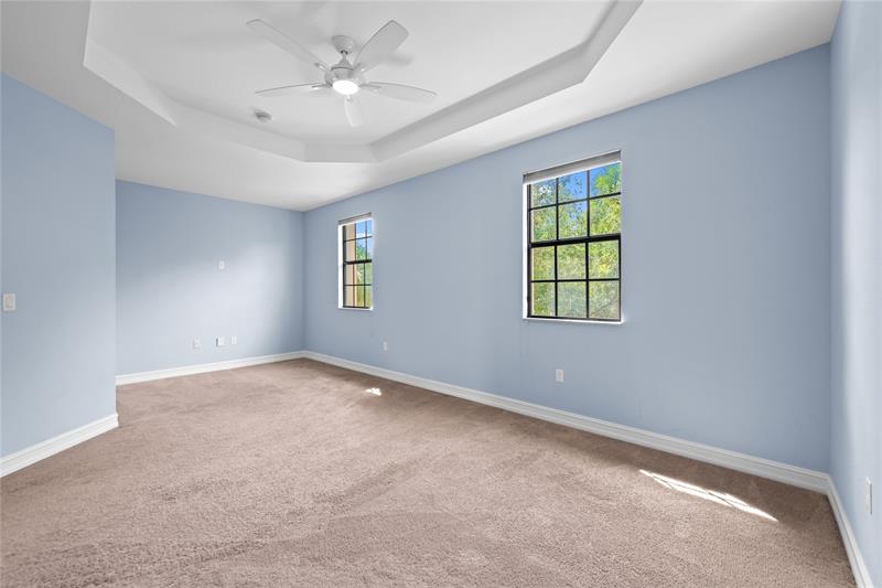 Image 15 of 25 For 10810 74th Dr