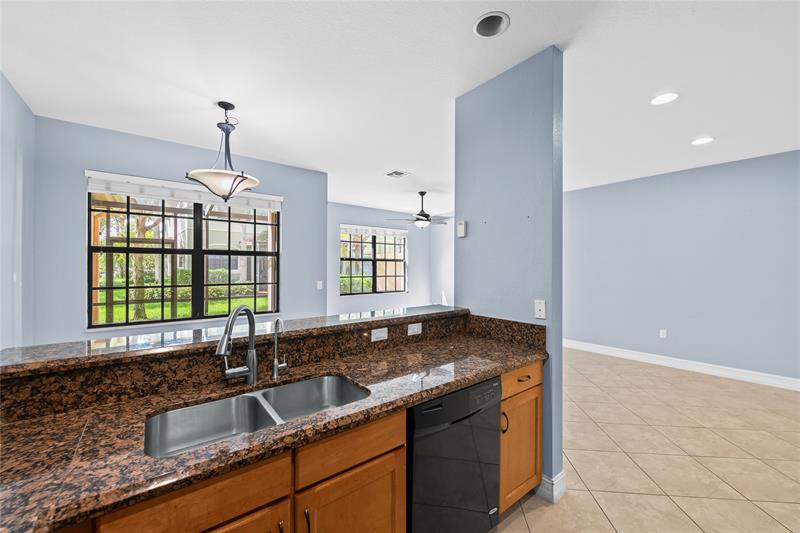 Image 8 of 25 For 10810 74th Dr