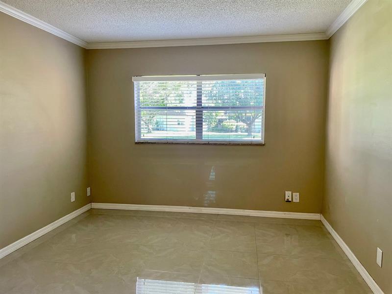 Image 14 of 34 For 608 Natura Blvd  109