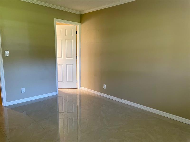 Image 18 of 34 For 608 Natura Blvd  109