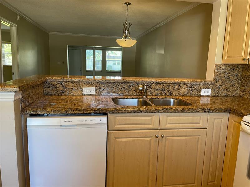 Image 5 of 34 For 608 Natura Blvd  109