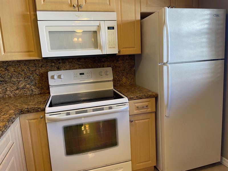 Image 6 of 34 For 608 Natura Blvd  109