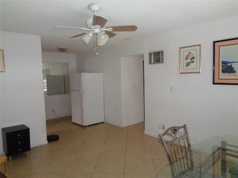 Image 10 of 21 For 3550 8th Ave  609