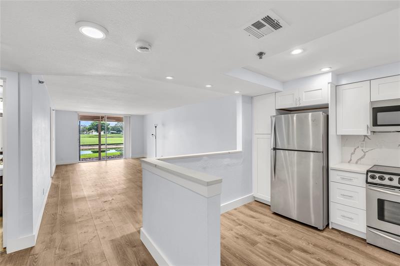 Image 2 of 21 For 3100 Rolling Hills Cir  109