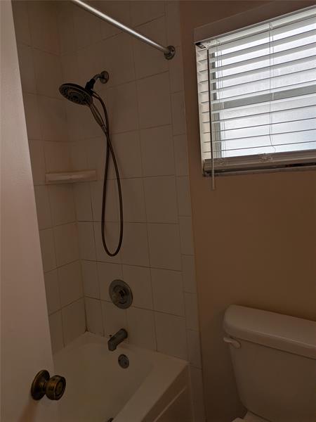 Image 7 of 19 For 6503 Winfield Blvd  229-d