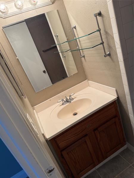 Image 11 of 20 For 2860 14th Street Cswy  405 D