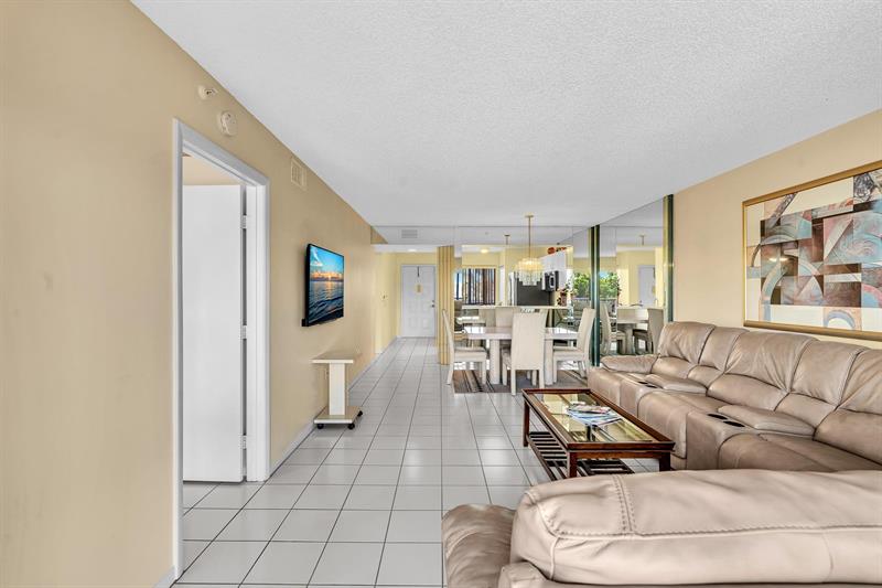 Image 12 of 73 For 9560 Weldon Cir  J413