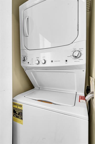 Image 31 of 73 For 9560 Weldon Cir  J413