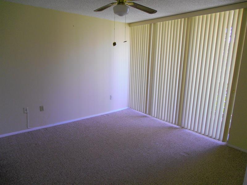 Image 6 of 25 For 9451 Evergreen Pl  306