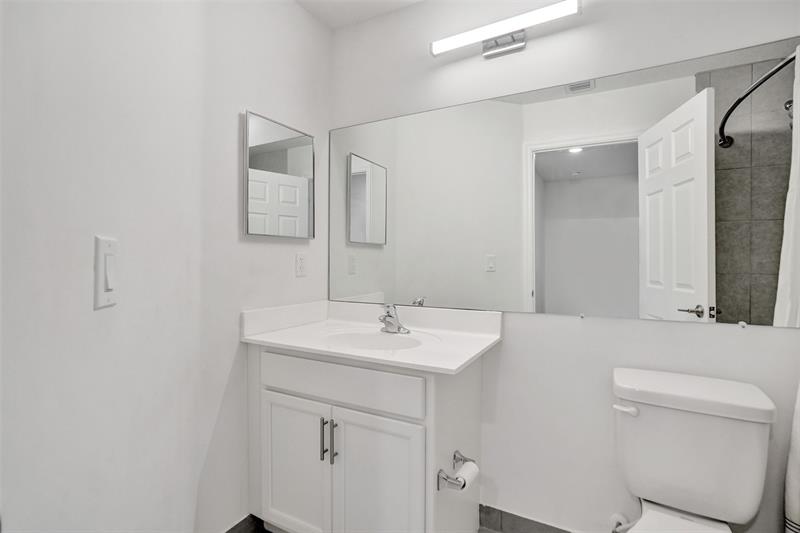 Image 19 of 31 For 4748 63rd Ter  4748
