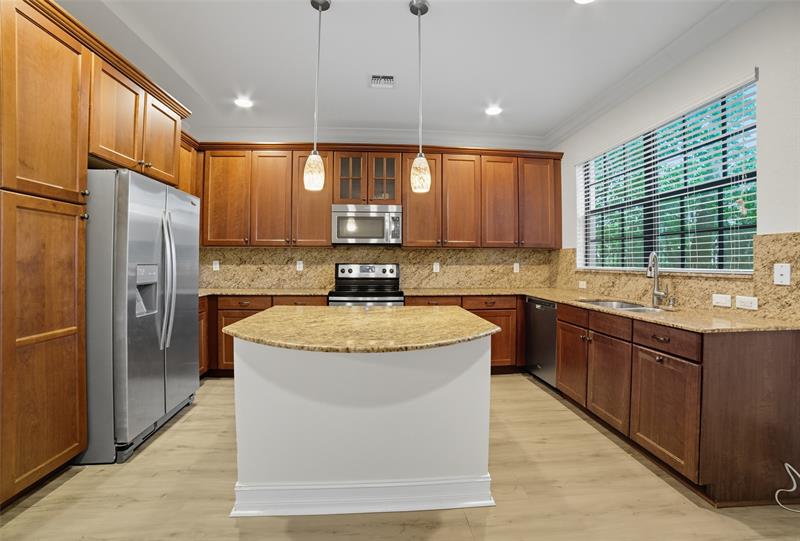 Image 3 of 32 For 13011 Riverwalk Cir N