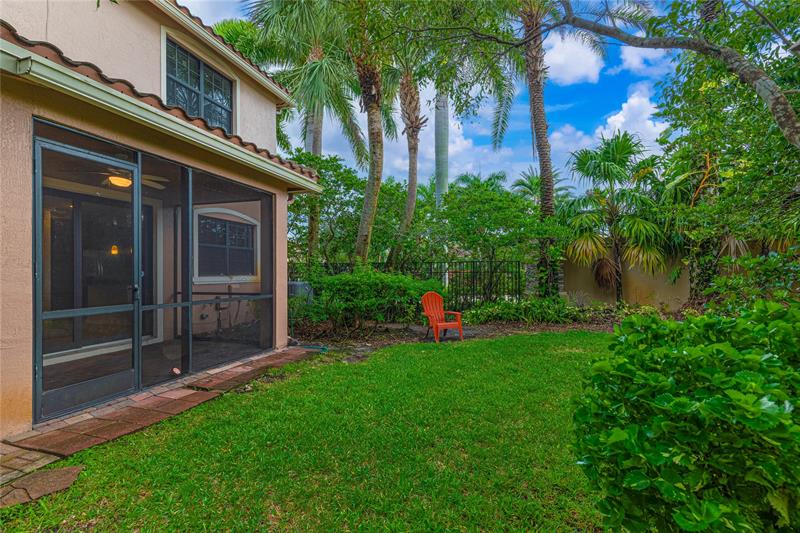Image 31 of 32 For 13011 Riverwalk Cir N