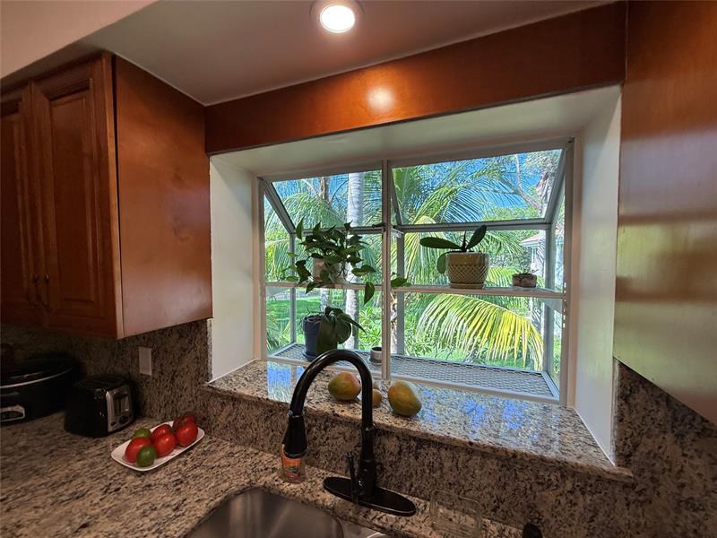 Image 15 of 44 For 9237 9th Pl  9237