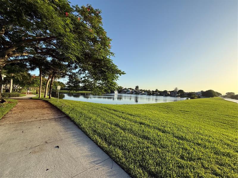 Image 38 of 44 For 9237 9th Pl  9237