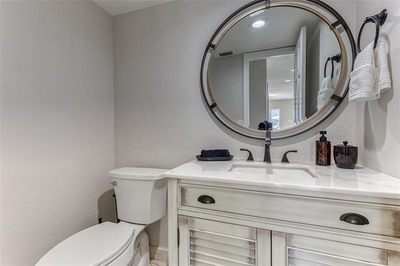 Image 60 of 77 For 616 1st Key Dr