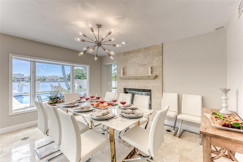 Image 7 of 77 For 616 1st Key Dr