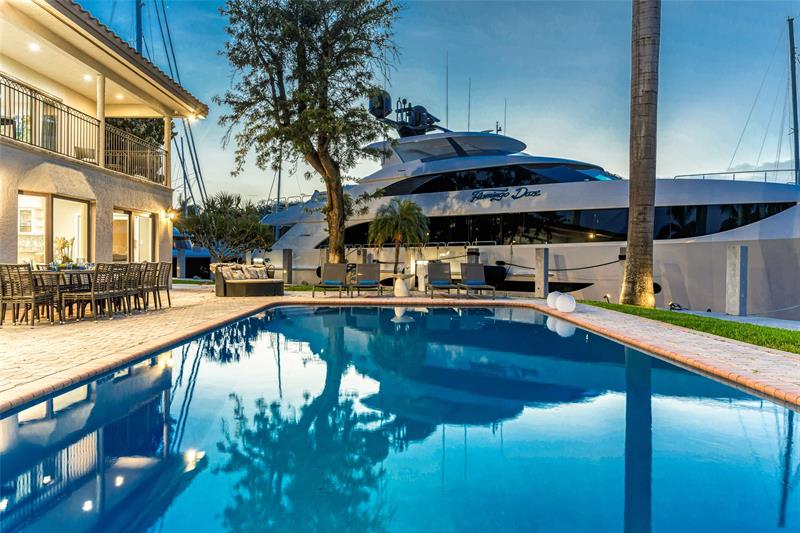 Image 73 of 77 For 616 1st Key Dr