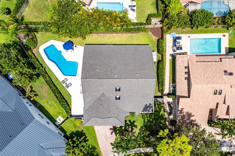 Image 42 of 51 For 2845 42nd   St