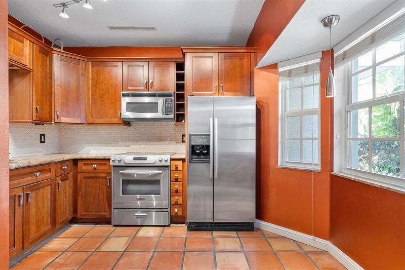 Details for 610 14th Ct  6, Fort Lauderdale, FL 33316