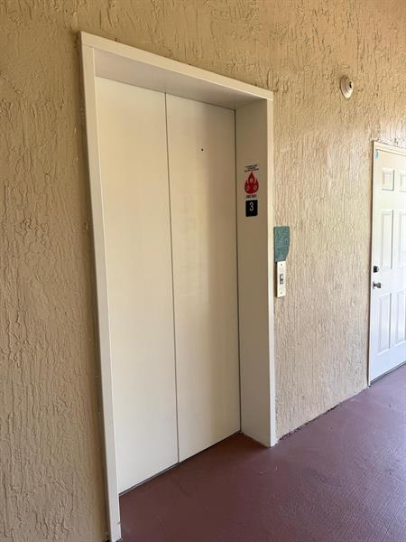 Image 20 of 20 For 2941 Riverside Dr  303