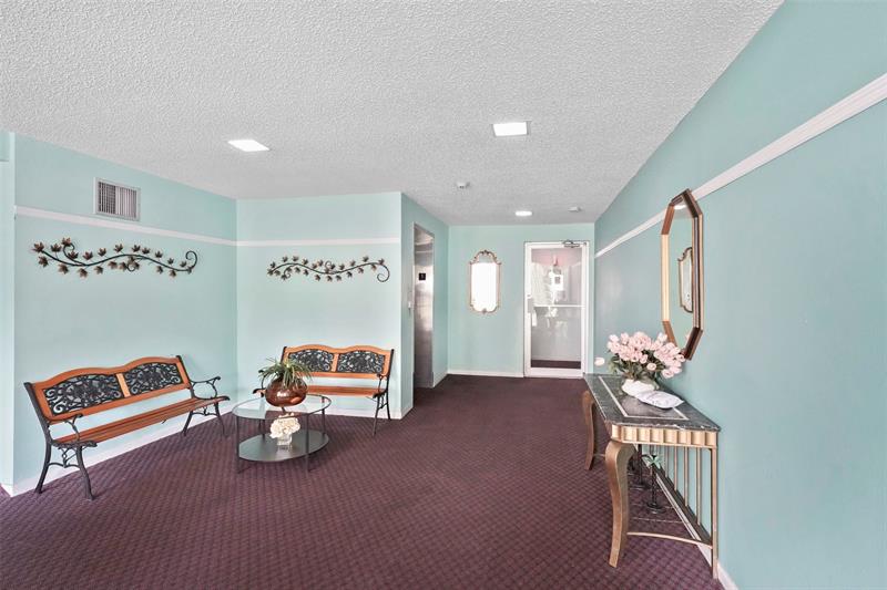 Image 25 of 41 For 4980 Sabal Palm Blvd  330