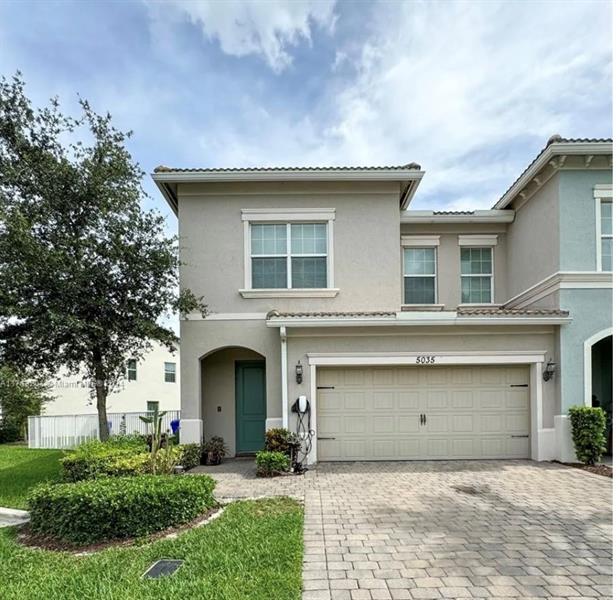 Details for 5035 Eucalyptus Dr  4, Hollywood, FL 33021