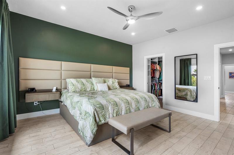 Image 18 of 37 For 2238 Appleton Cir