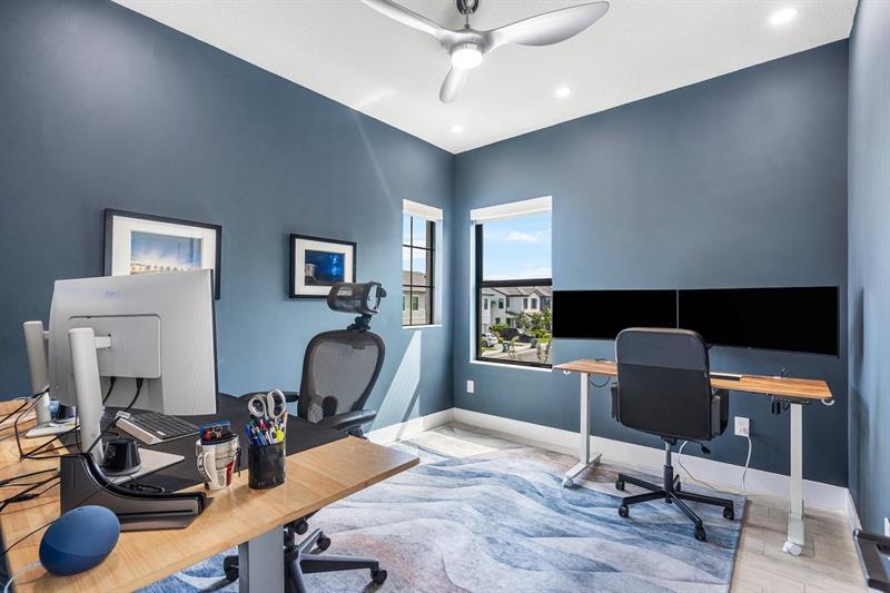 Image 22 of 37 For 2238 Appleton Cir