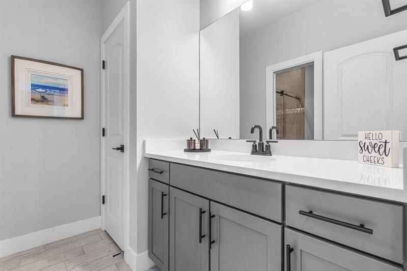 Image 23 of 37 For 2238 Appleton Cir