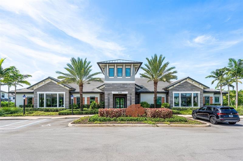 Image 32 of 37 For 2238 Appleton Cir