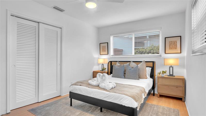 Image 12 of 26 For 2201 50th Ave