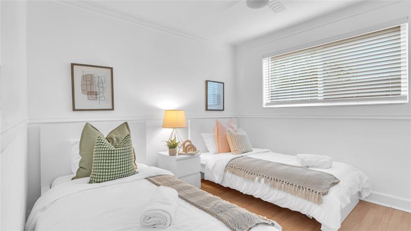 Image 13 of 26 For 2201 50th Ave