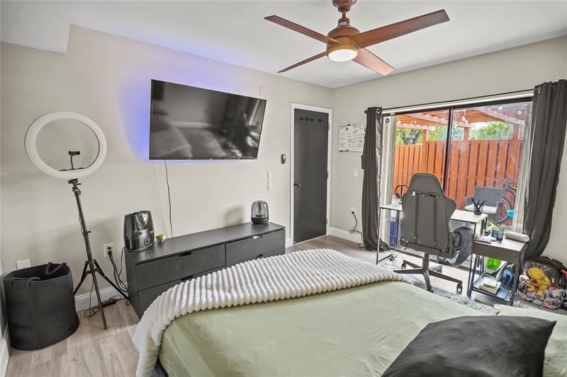 Image 20 of 64 For 9104 19th Pl  D