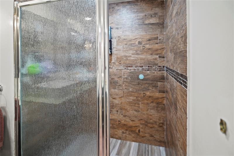 Image 30 of 64 For 9104 19th Pl  D