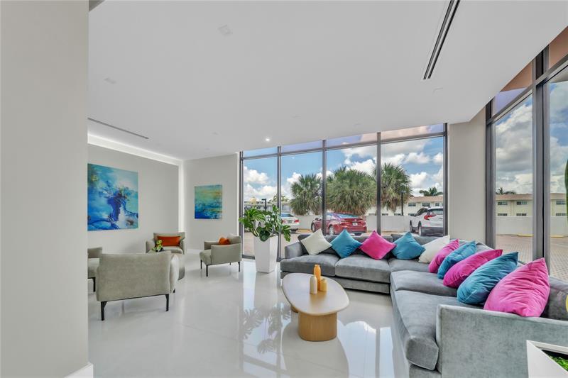 Image 47 of 60 For 2401 Ocean Dr  505